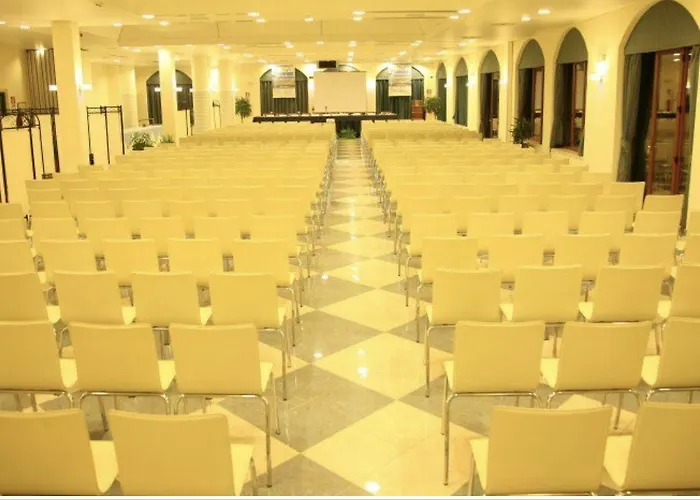 Dell'arpa Отель Виджано